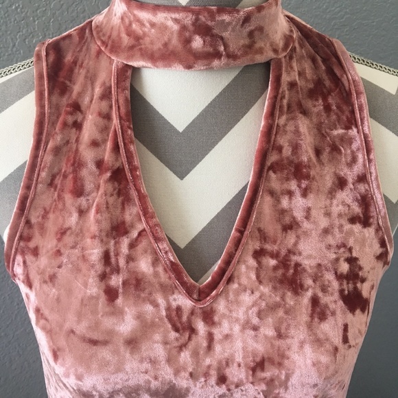 Mauve Velvet Cutout Dress - Picture 6 of 6